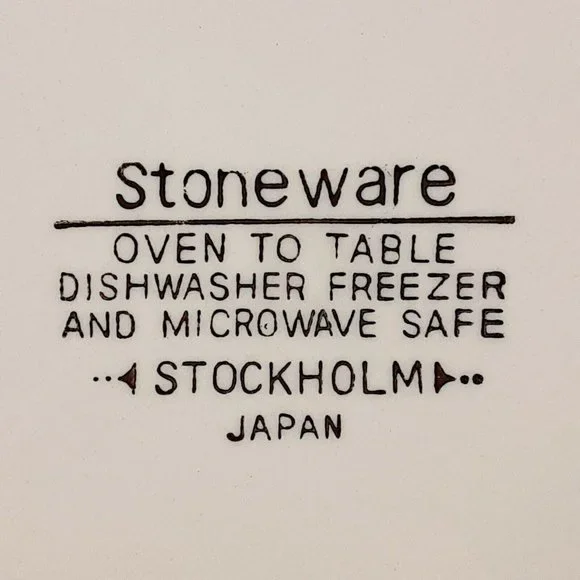 Stockholm Red Blue Floral Dinner Plate Vintage Patriotic Stoneware Dinnerware - Picture 5 of 8